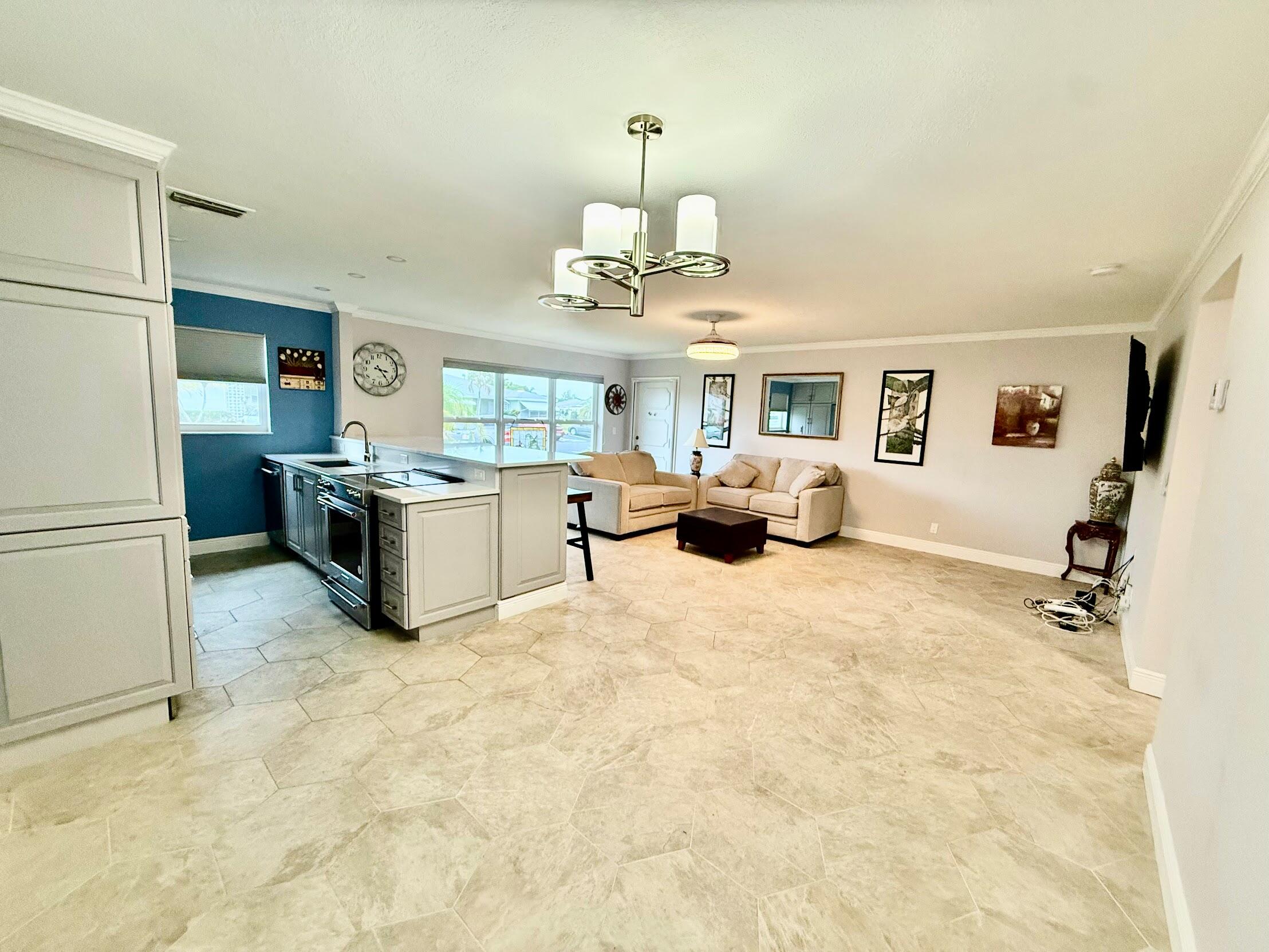 HIGH POINT OF FORT PIERCE CONDOMINIUM SECTION 1 - Residential Lease