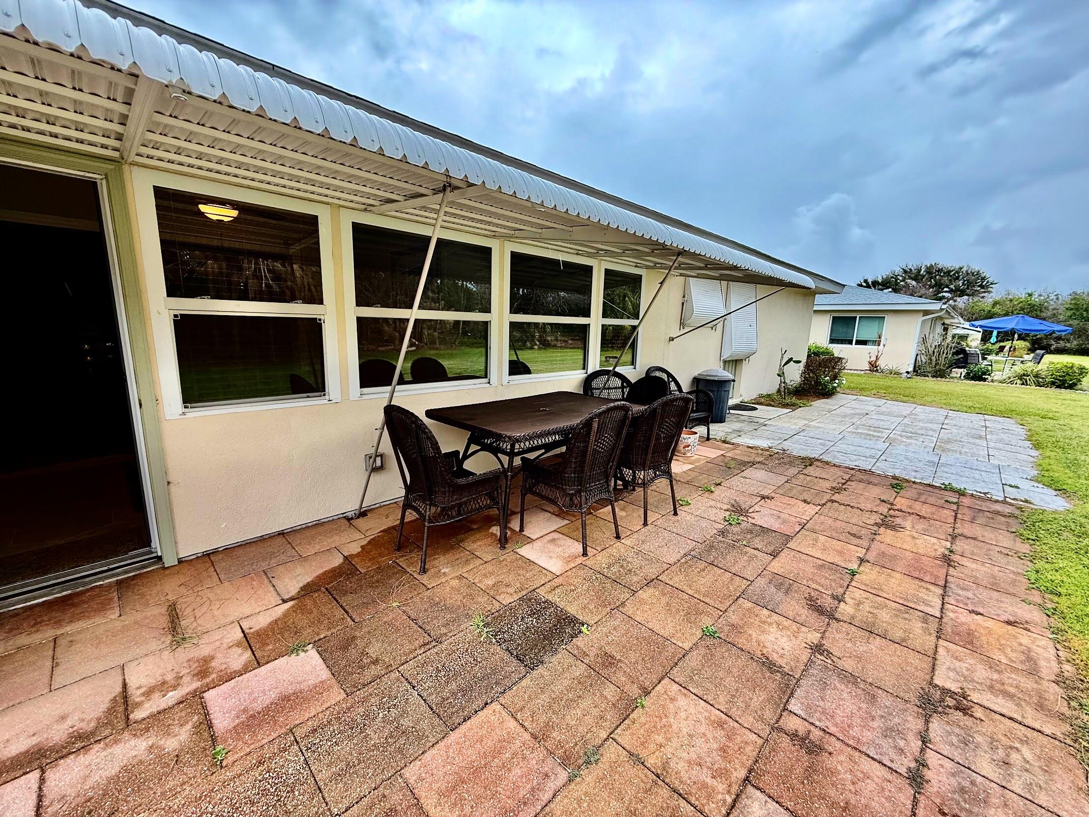 HIGH POINT OF FORT PIERCE CONDOMINIUM SECTION 1 - Residential Lease