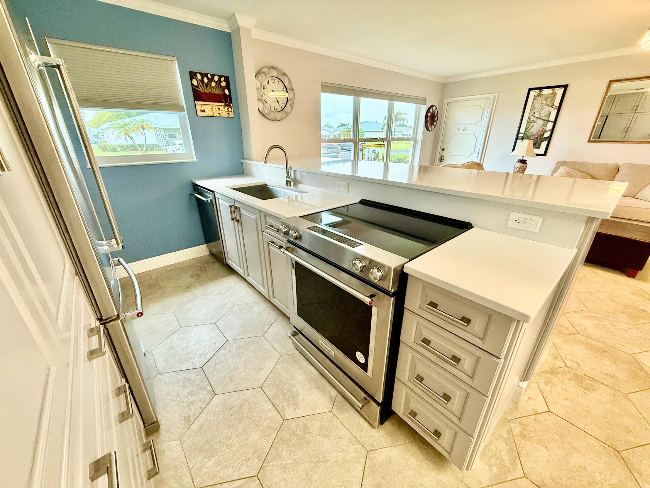 HIGH POINT OF FORT PIERCE CONDOMINIUM SECTION 1 - Residential Lease
