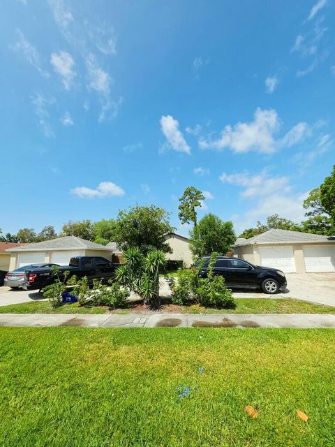 1157 Hyacinth Place Wellington FL 33414