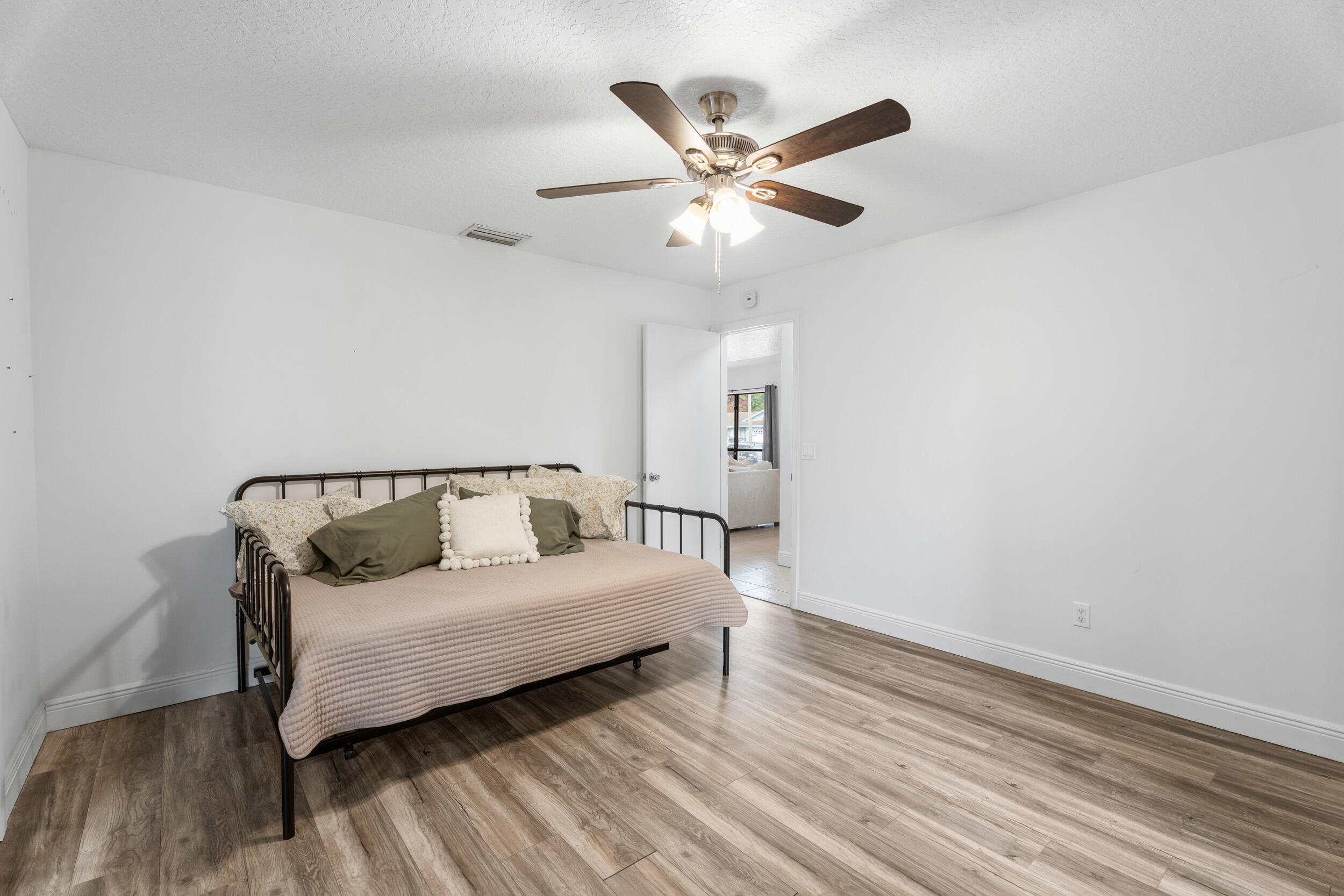 PORT ST LUCIE SECTION 5 - Residential