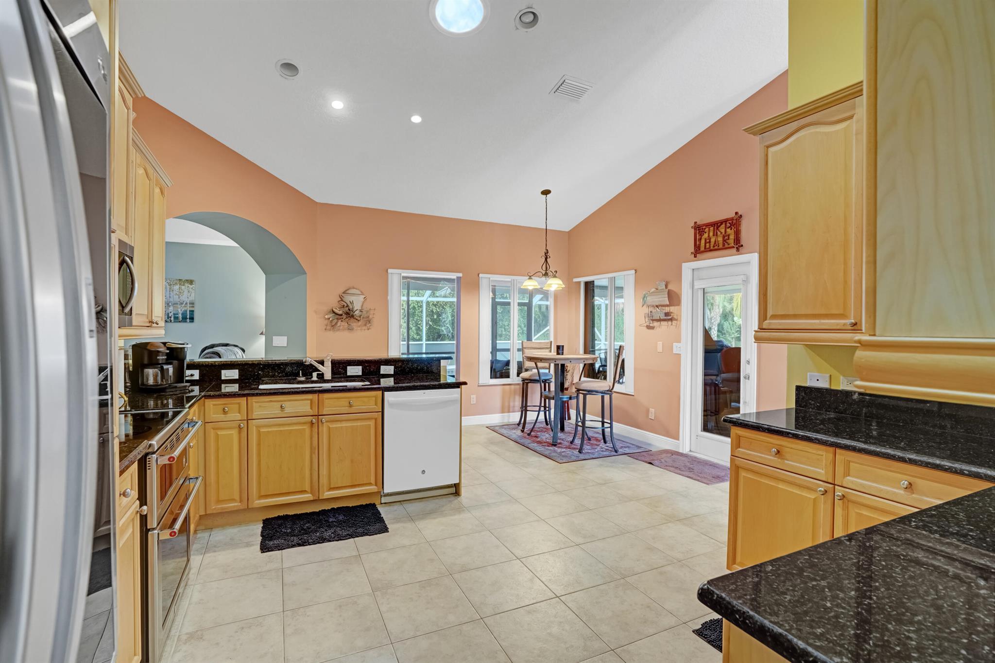 MONTE CARLO COUNTRY CLUB - Residential