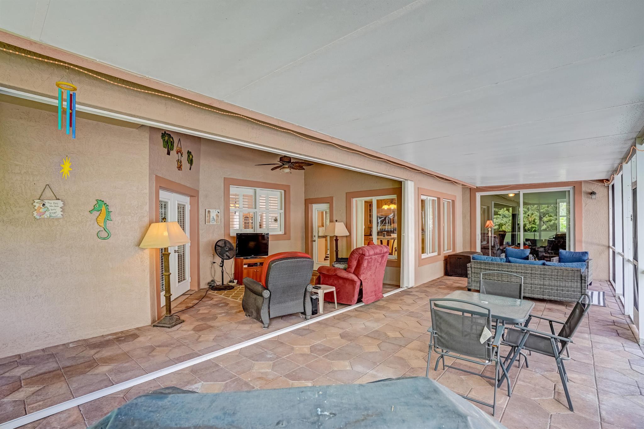 MONTE CARLO COUNTRY CLUB - Residential