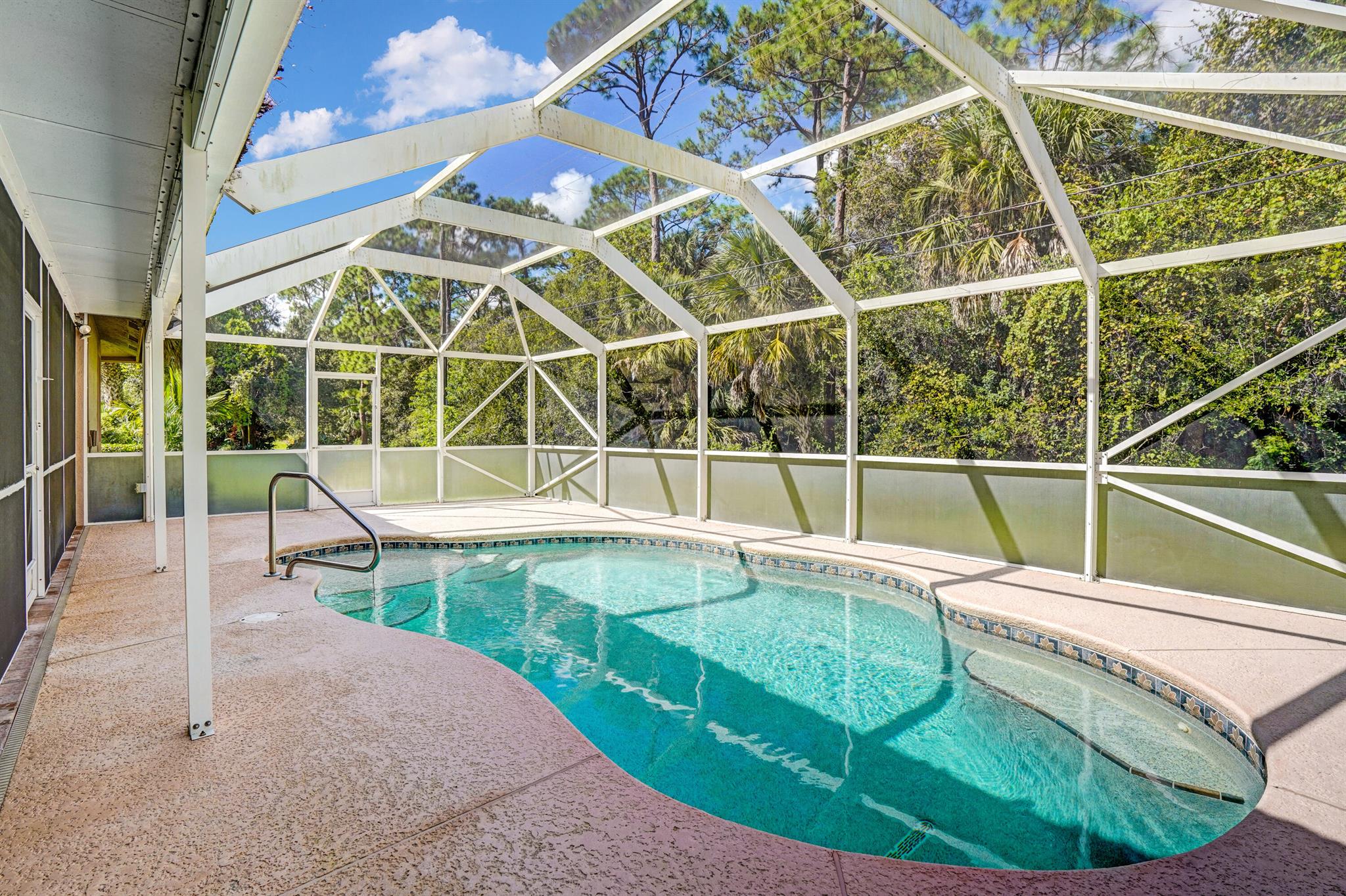 MONTE CARLO COUNTRY CLUB - Residential