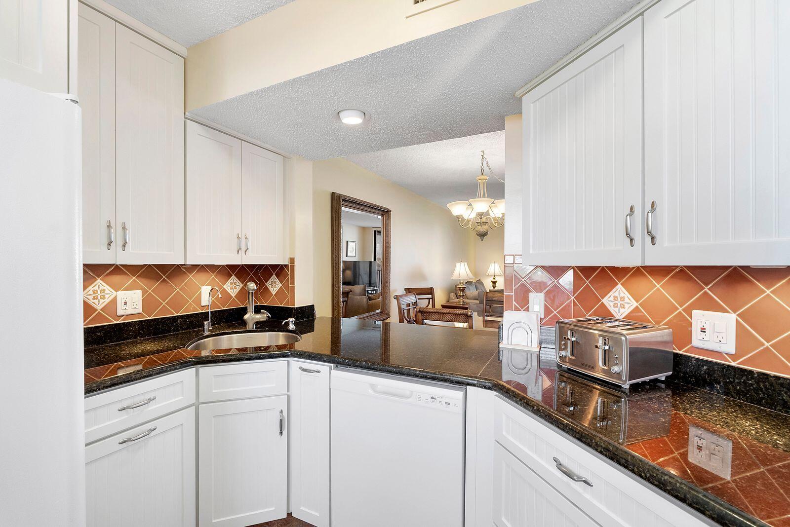 LAKE EMERALD CONDOMINIUM NO SIX - Residential