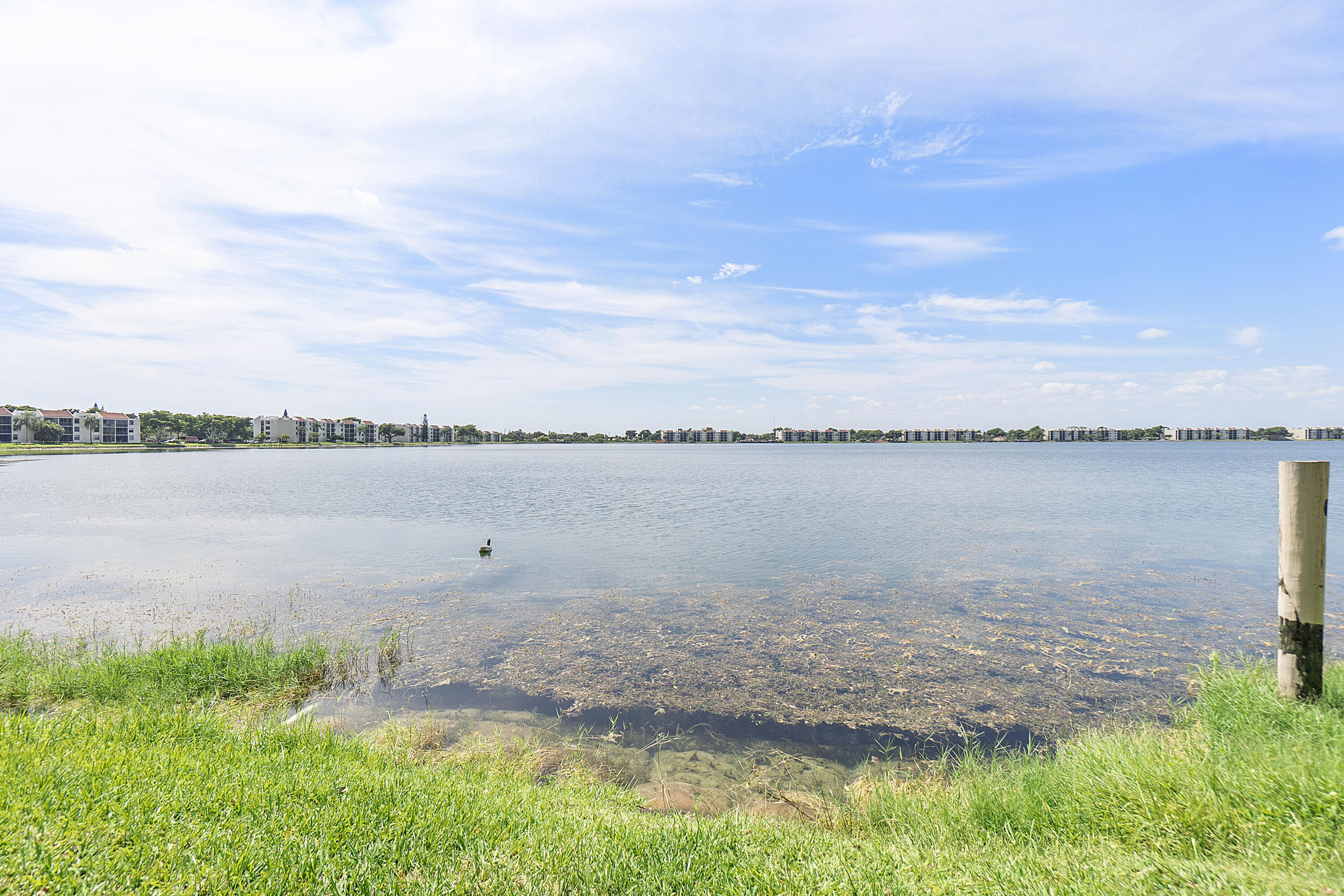 LAKE EMERALD CONDOMINIUM NO SIX - Residential