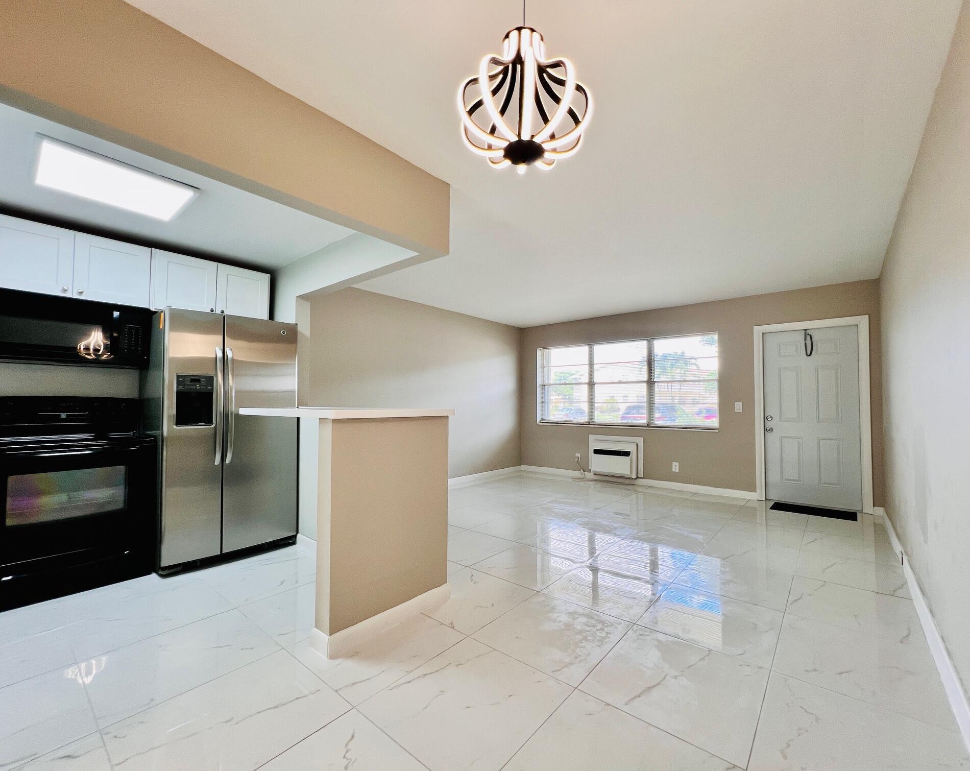 246 Northampton M