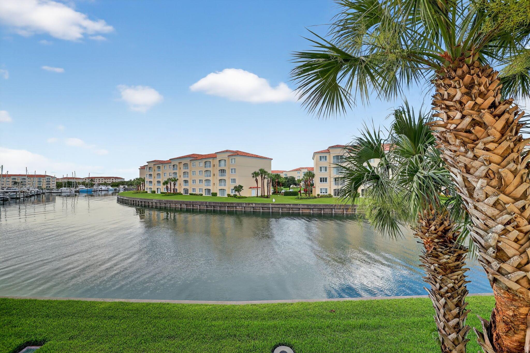 HARBOUR ISLE AT HUTCHINSO - Residential