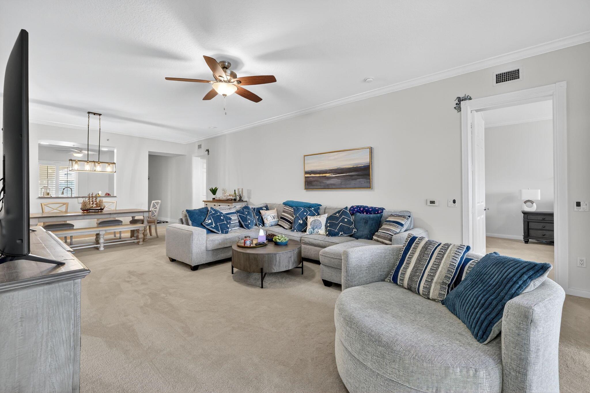 HARBOUR ISLE AT HUTCHINSO - Residential