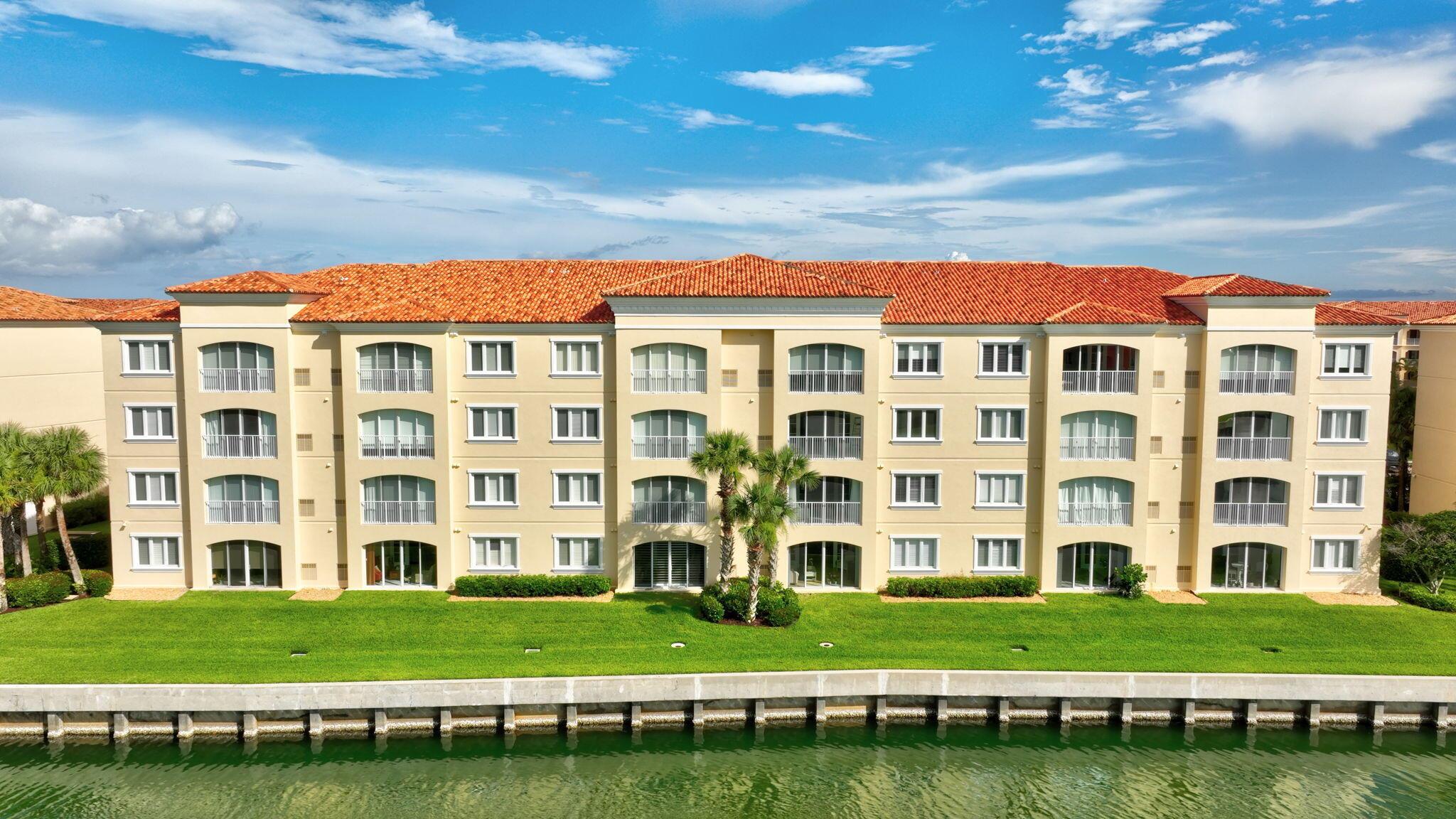 HARBOUR ISLE AT HUTCHINSO - Residential