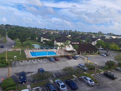 A home in Lake Worth