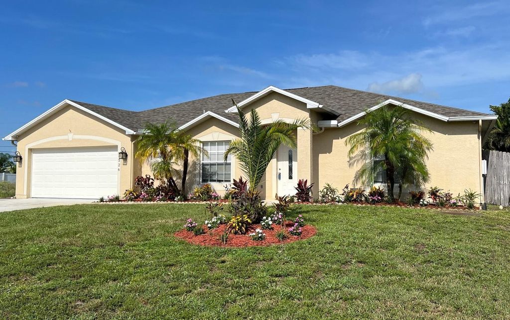 Photo of 3526 SW Princeton Street, Port St Lucie, FL 34953 (MLS # R10904567)