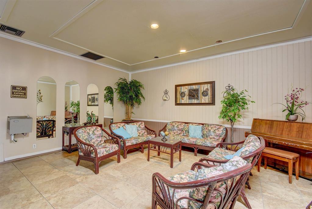 GOLDEN LAKES VILLAGE CONDO 1 THRU 13-A - Residential