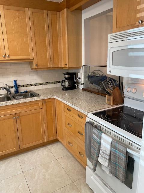 GOLDEN LAKES VILLAGE CONDO 1 THRU 13-A - Residential