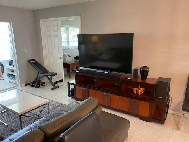 GOLDEN LAKES VILLAGE CONDO 1 THRU 13-A - Residential