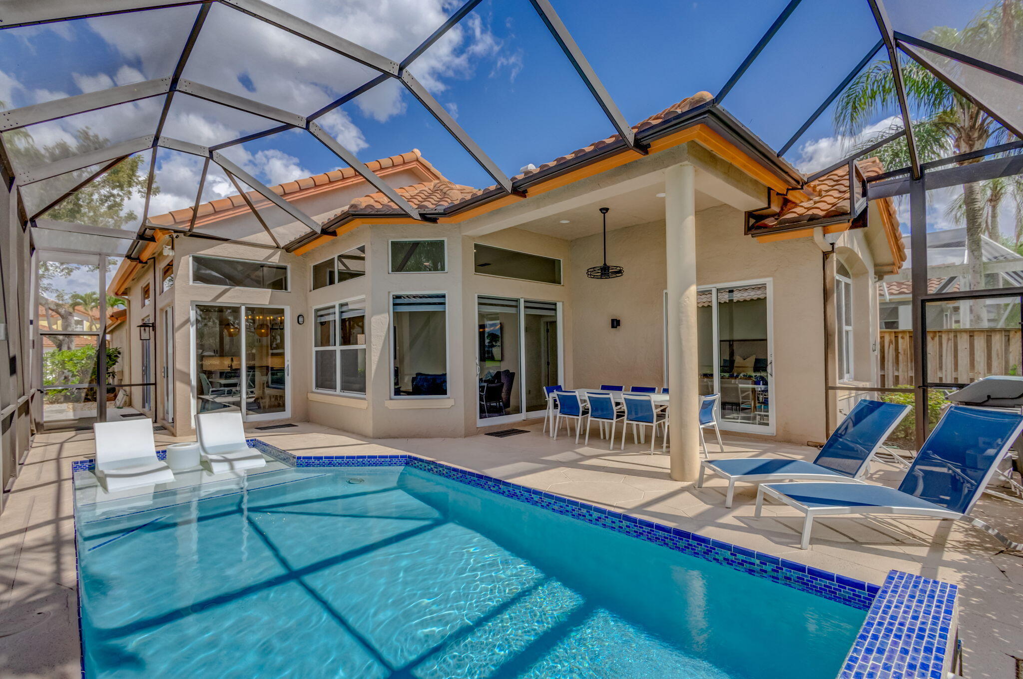 IBIS GOLF AND COUNTRY CLUB 5 - Residential Lease