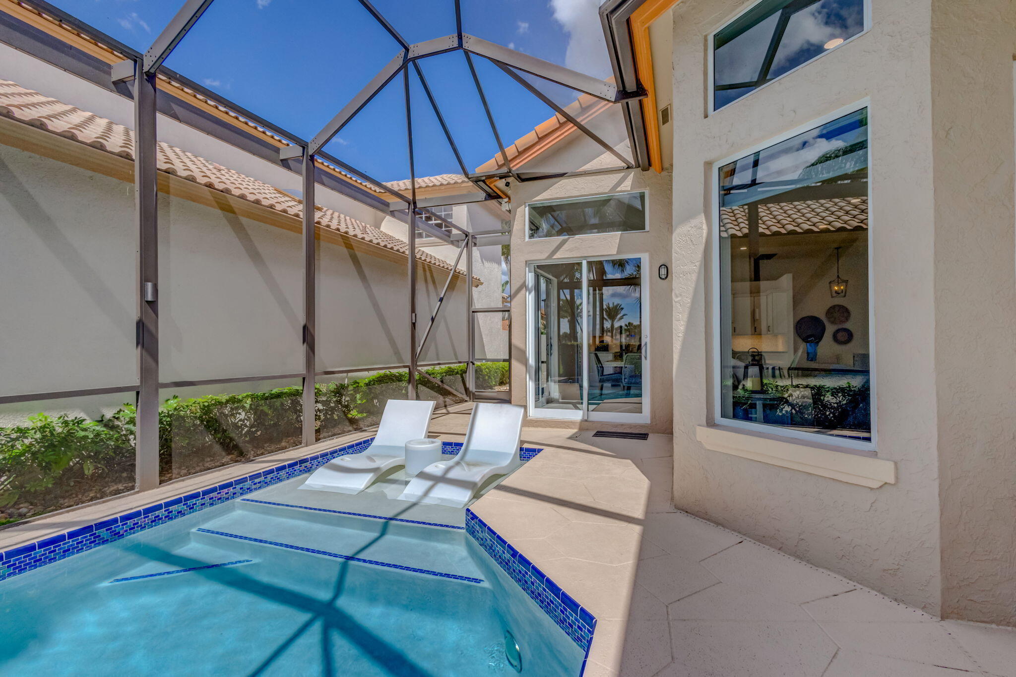 IBIS GOLF AND COUNTRY CLUB 5 - Residential Lease