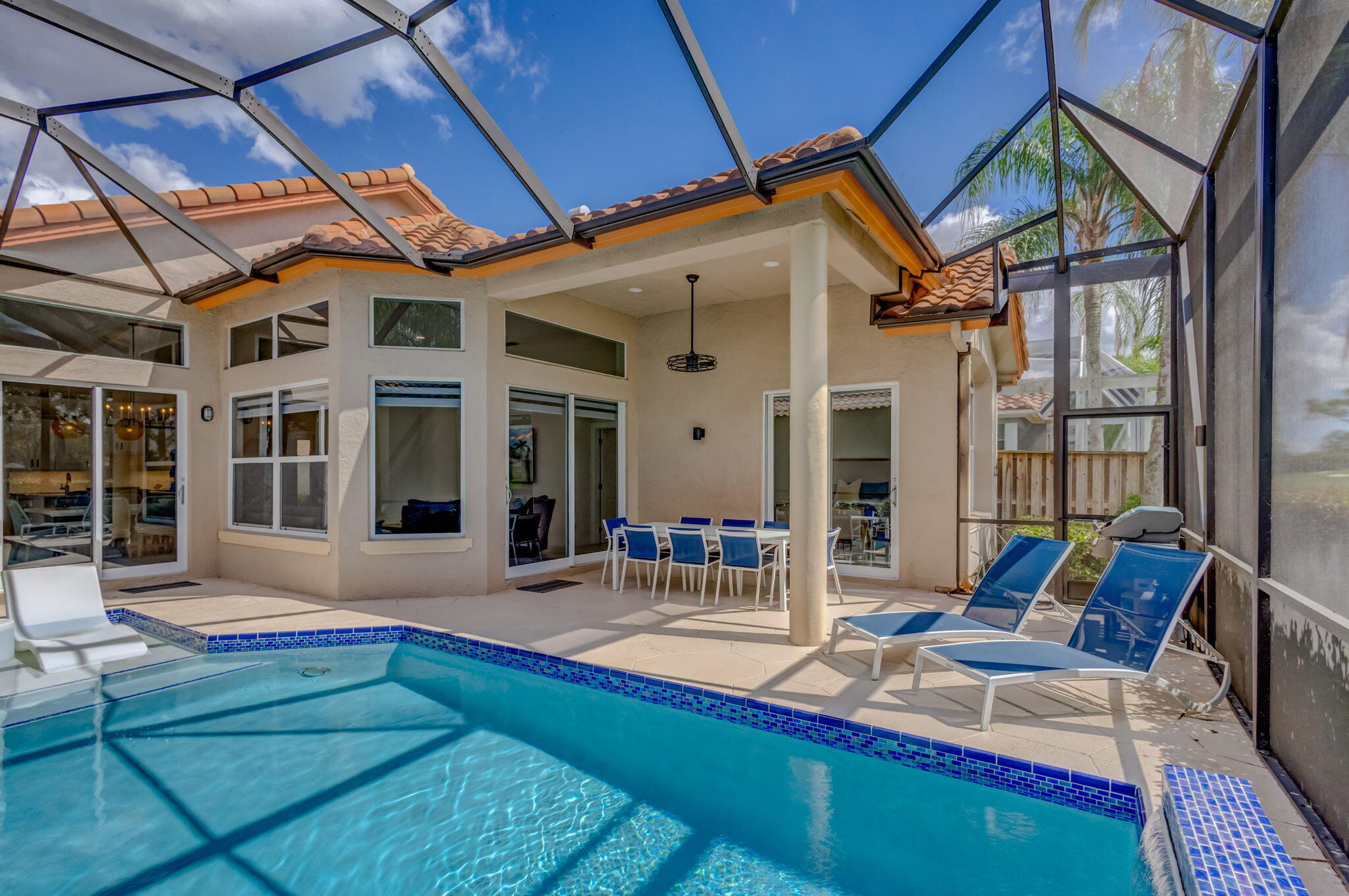 IBIS GOLF AND COUNTRY CLUB 5 - Residential Lease