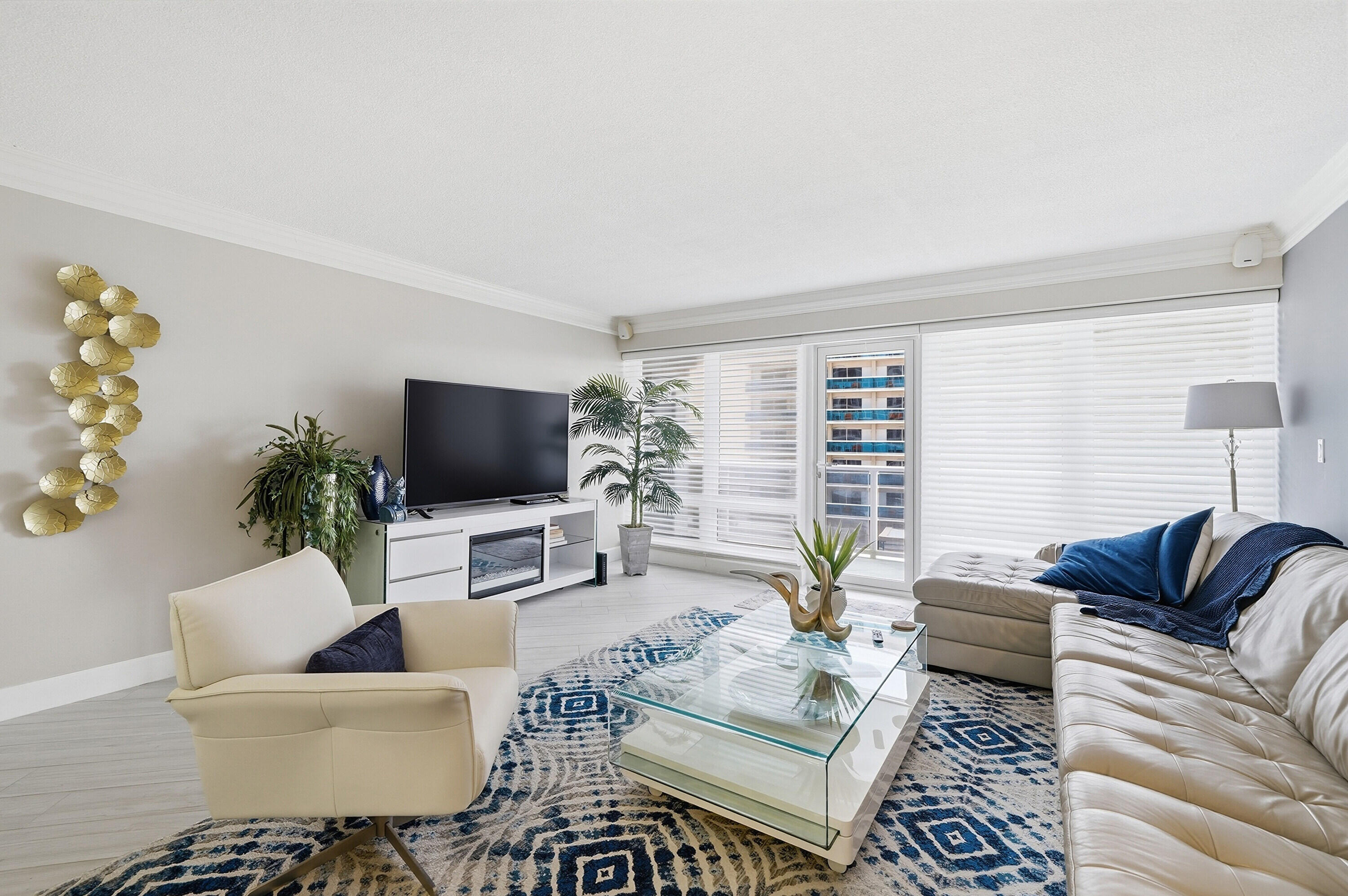 GALLEON CONDO - Residential