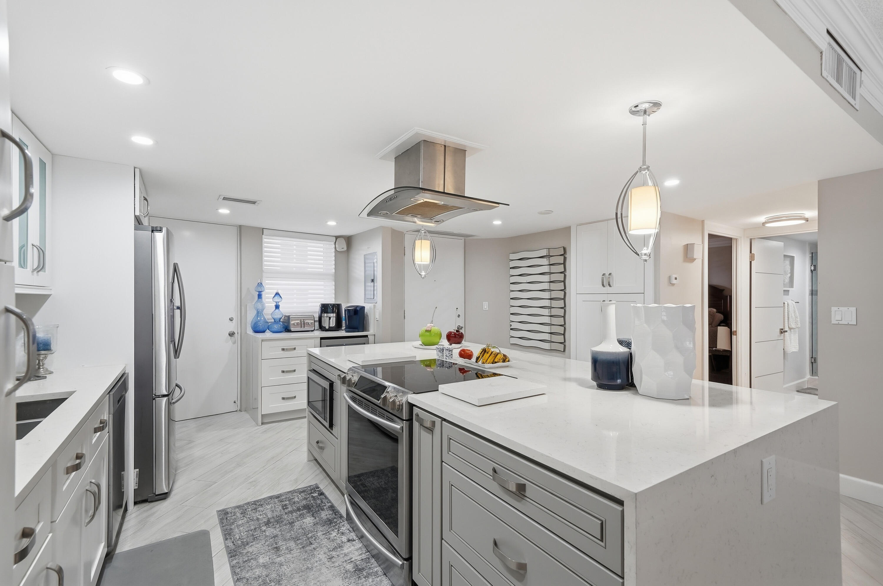 GALLEON CONDO - Residential