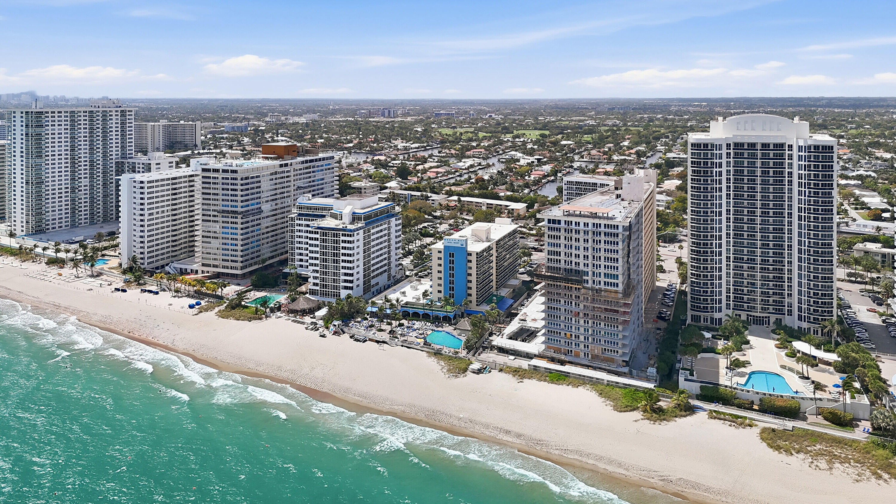 GALLEON CONDO - Residential