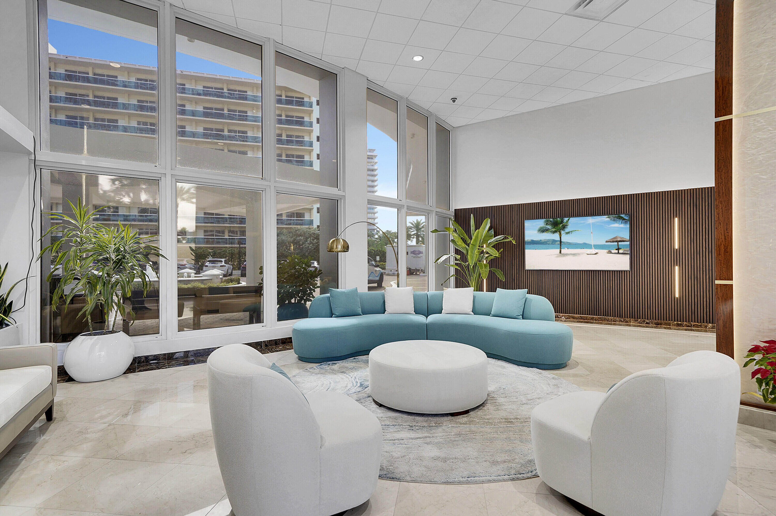 GALLEON CONDO - Residential