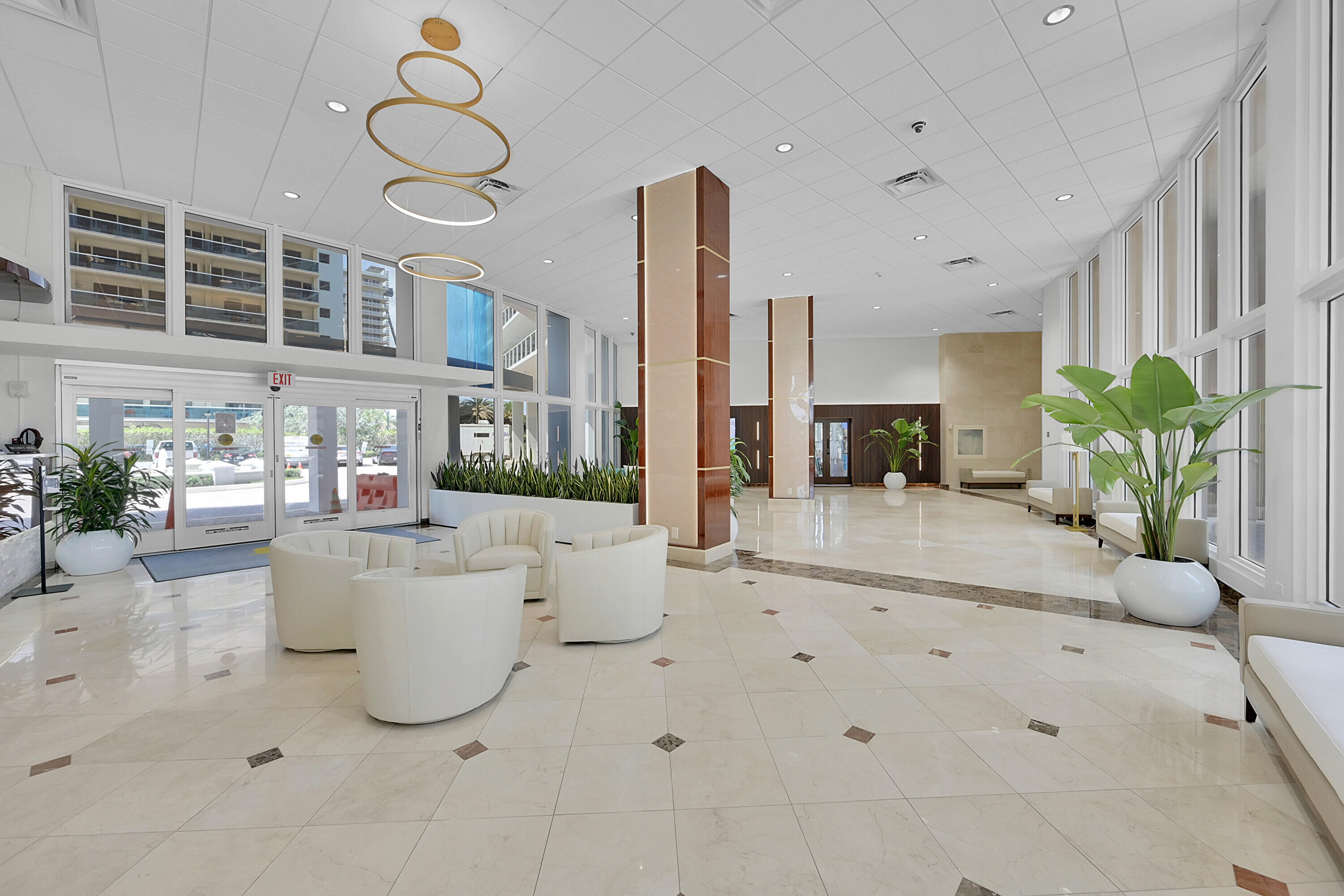 GALLEON CONDO - Residential