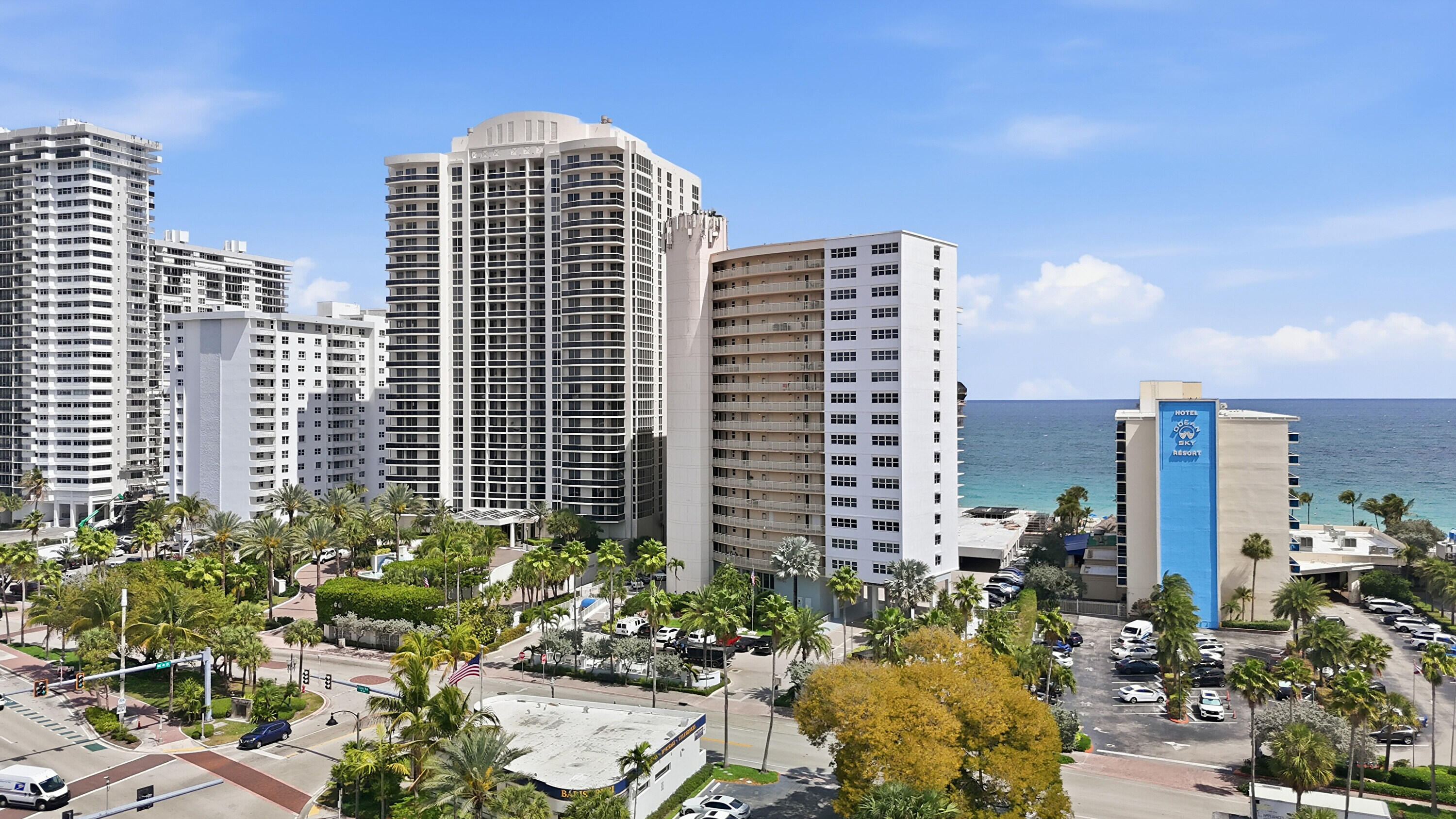 GALLEON CONDO - Residential