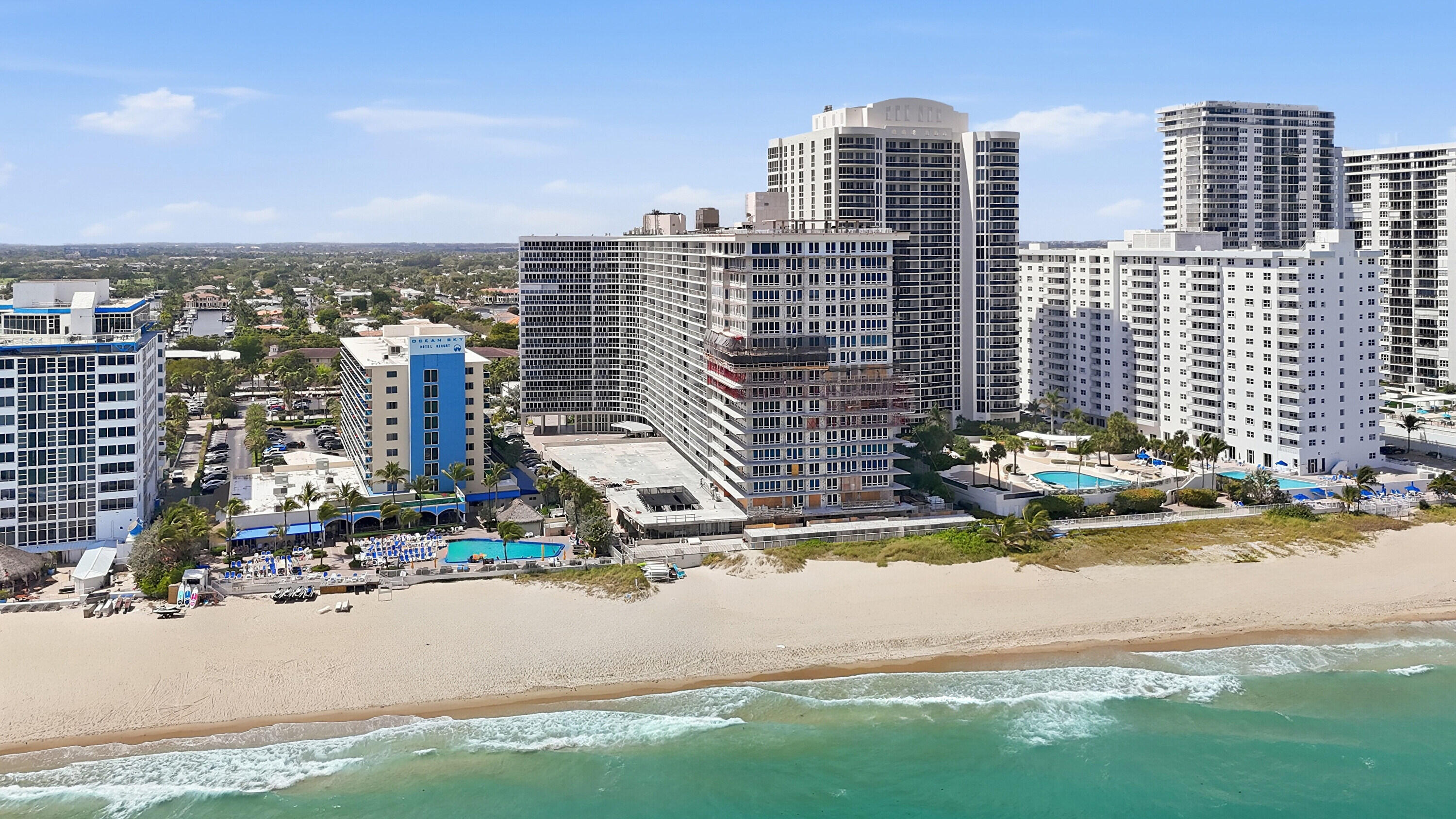 GALLEON CONDO - Residential