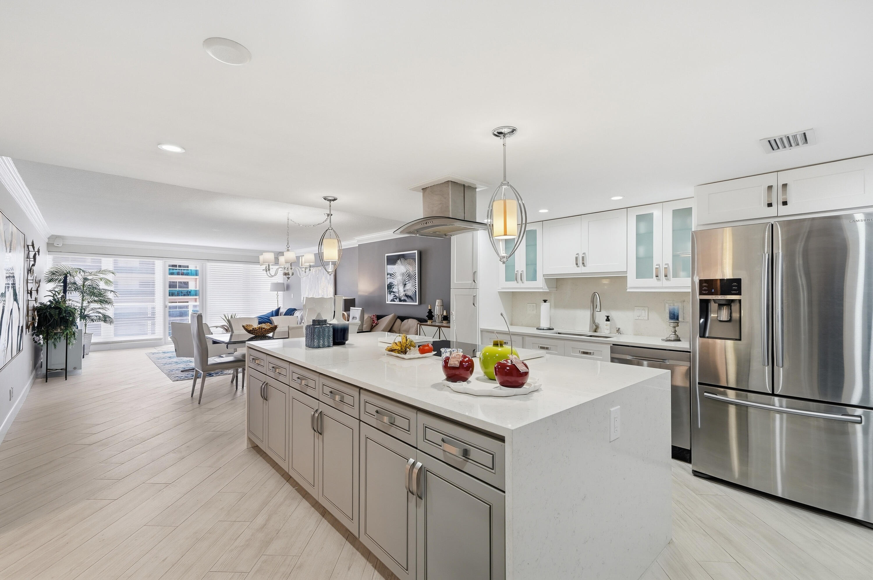 GALLEON CONDO - Residential