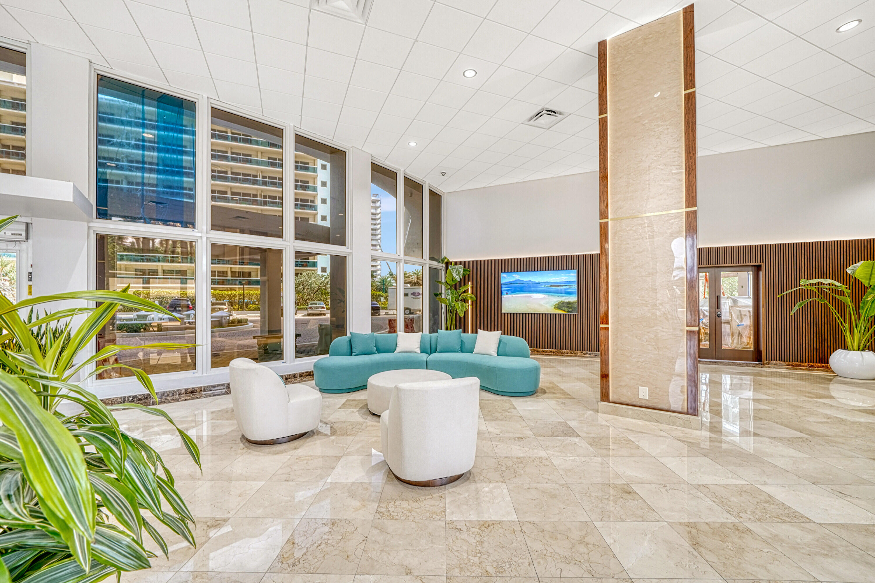 GALLEON CONDO - Residential