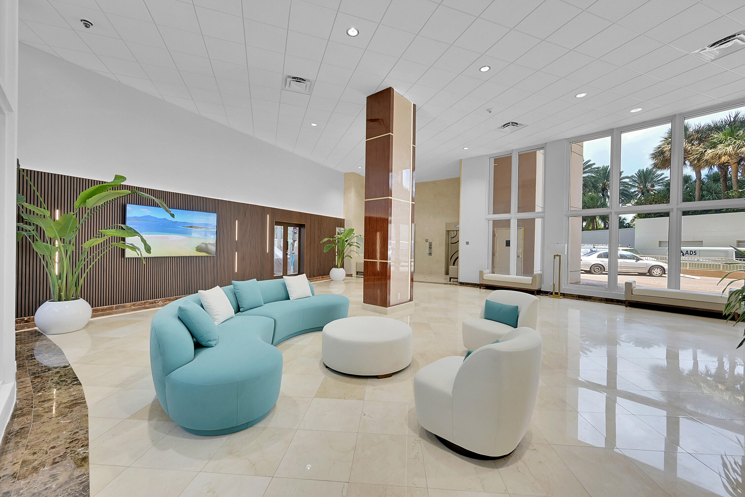 GALLEON CONDO - Residential