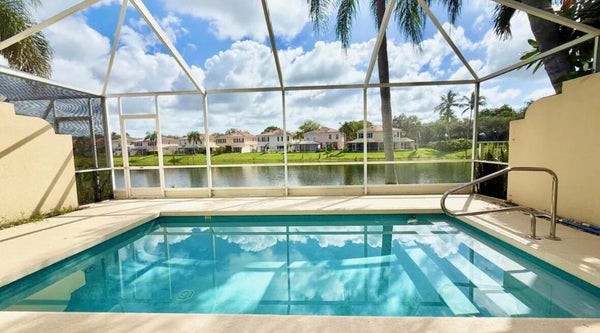 2006 TIGRIS DR, WEST PALM BEACH, FL 33411 - Image dc6720009cfafb084f49e3f8c96019fd/3320021484