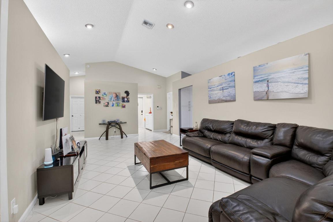 LA CASA 1 - Residential