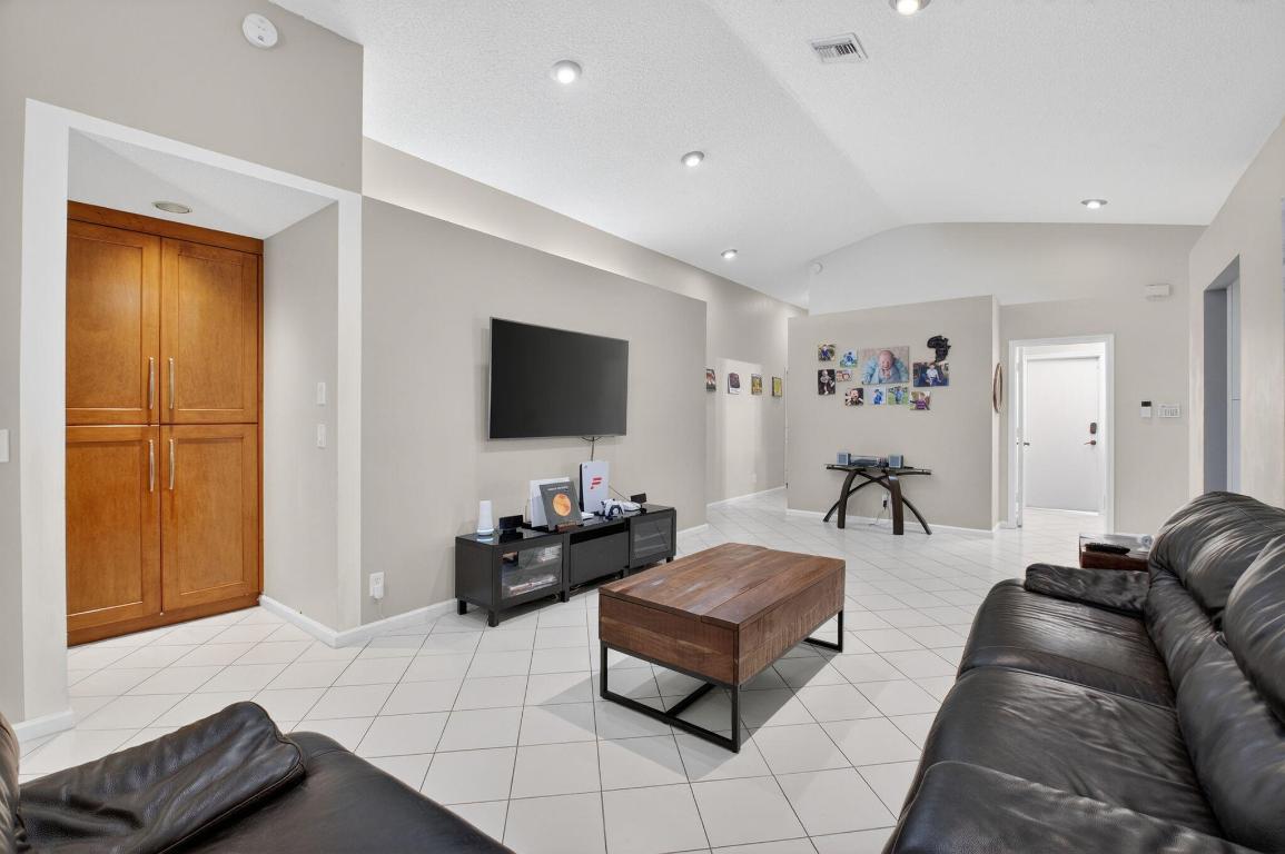 LA CASA 1 - Residential