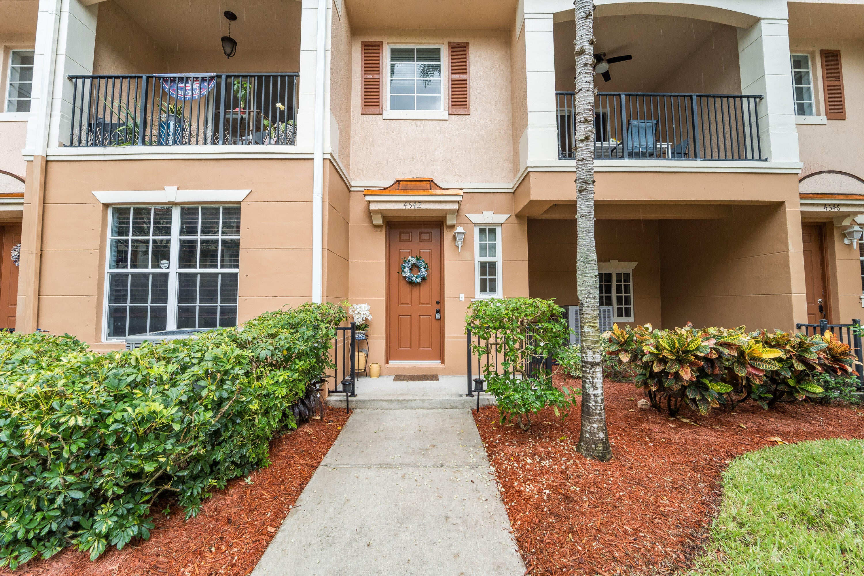4542 Danson Way, Delray Beach FL 33445