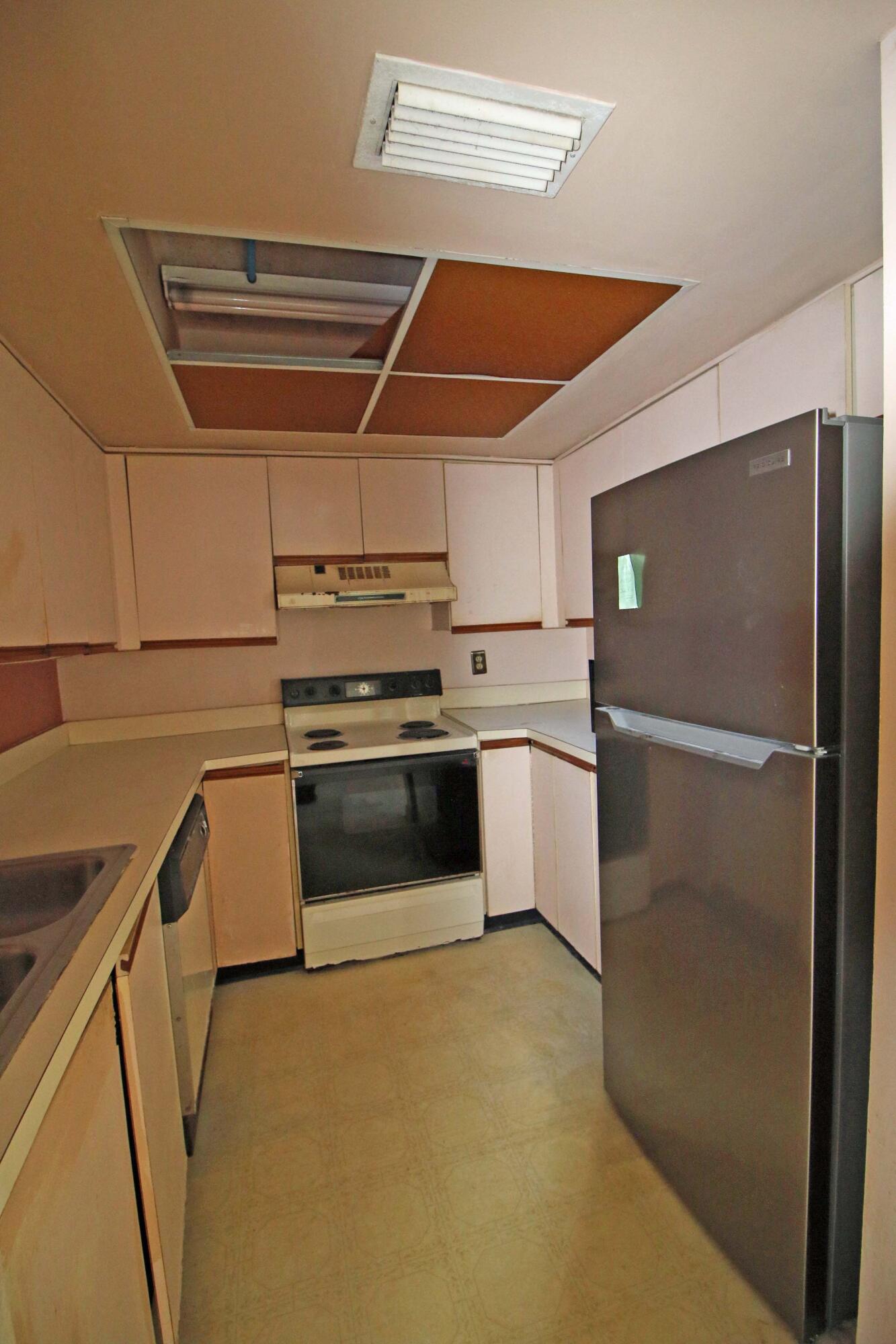 SOUTH RIVER VILLAGE CONDO - Residential