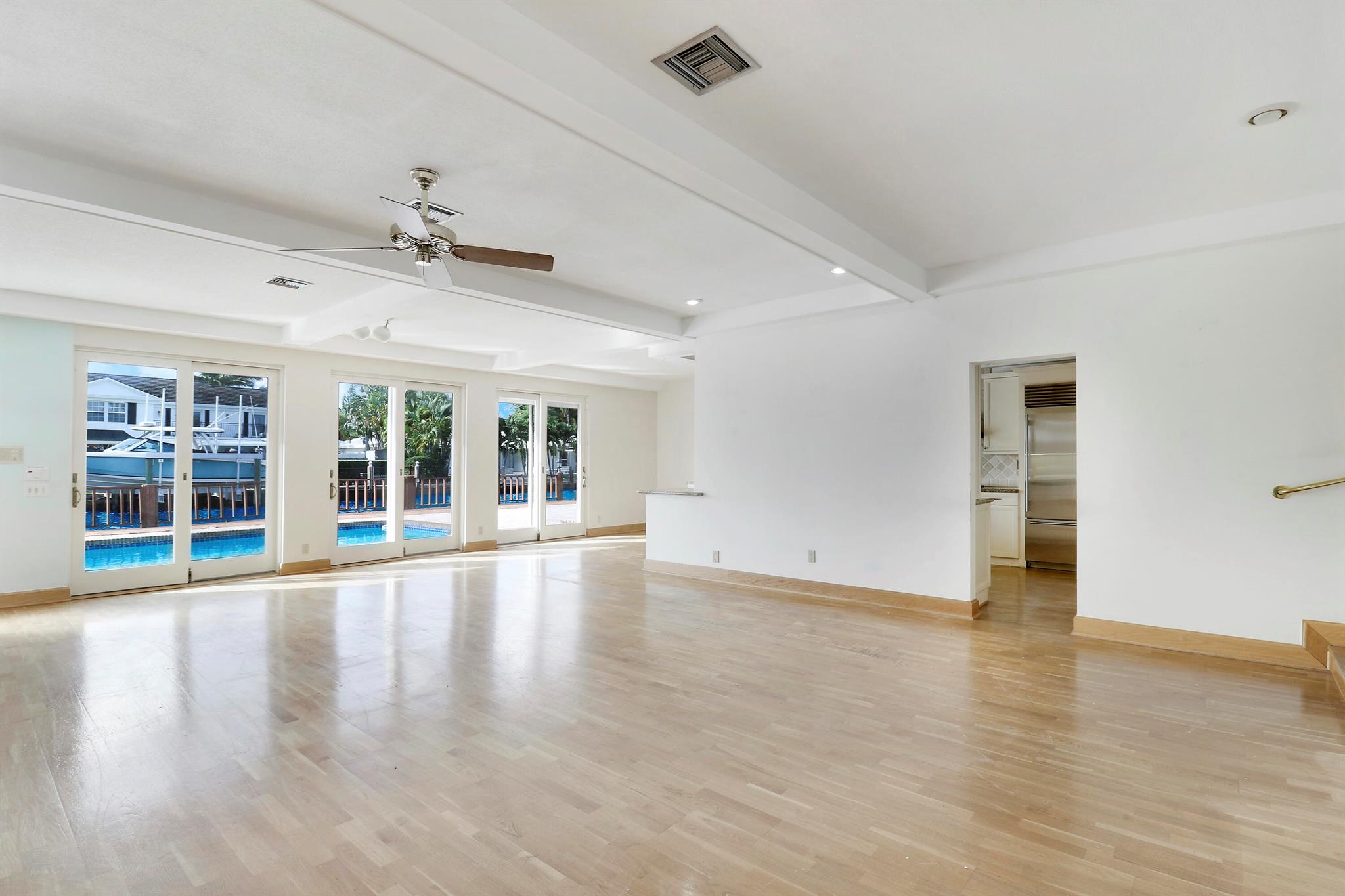 CORAL RIDGE COUNTRY CLUB - Residential