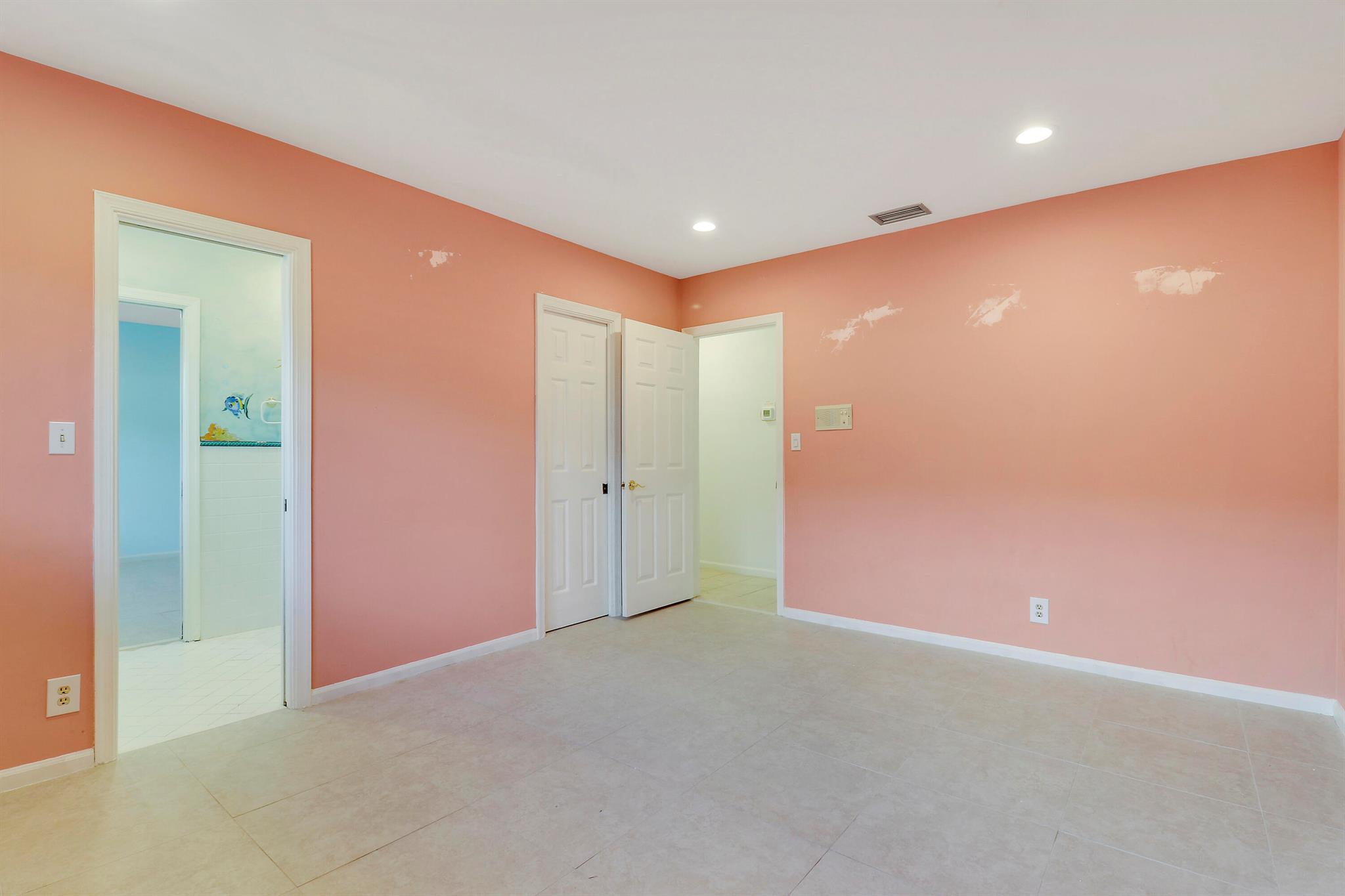 CORAL RIDGE COUNTRY CLUB - Residential