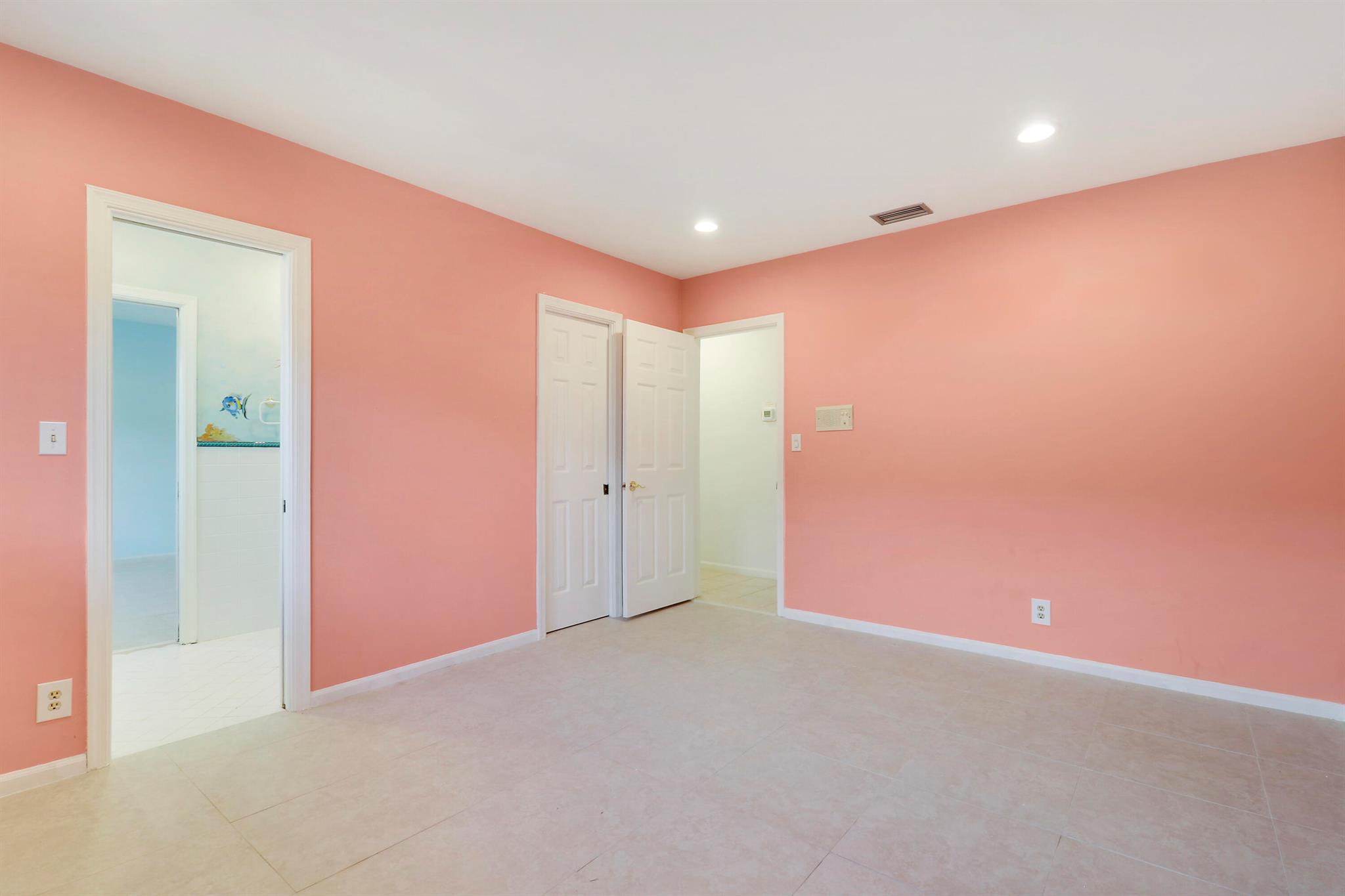 CORAL RIDGE COUNTRY CLUB - Residential