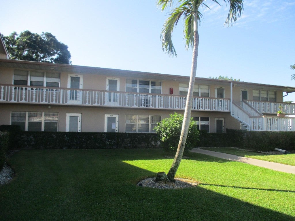Photo of 427 Windsor #427, West Palm Beach, FL 33417 (MLS # F10537019)
