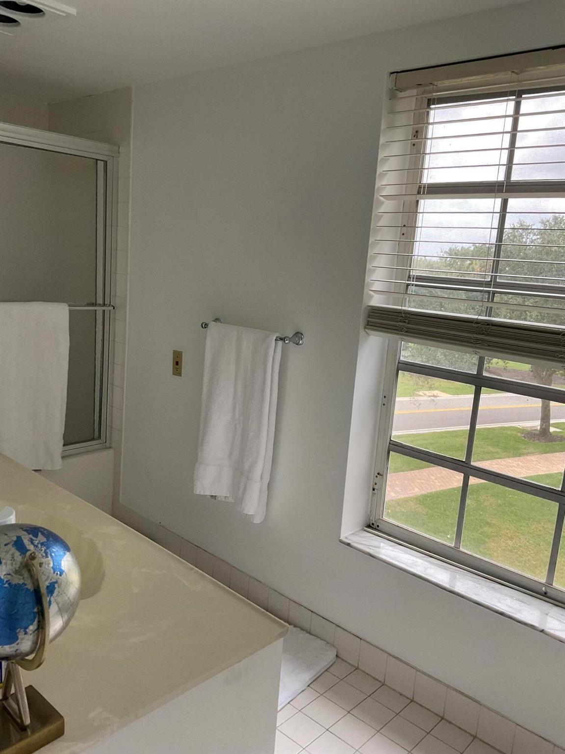 BOCA GROVE - Residential