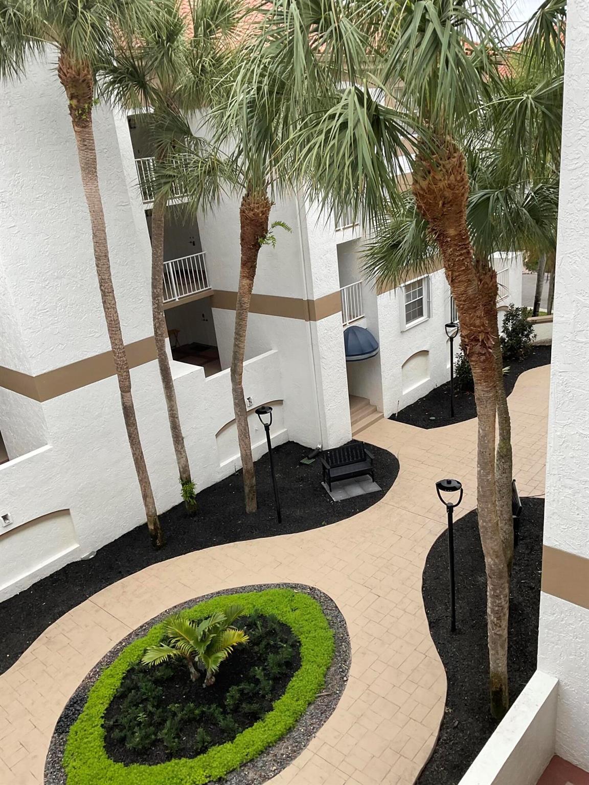 BOCA GROVE - Residential