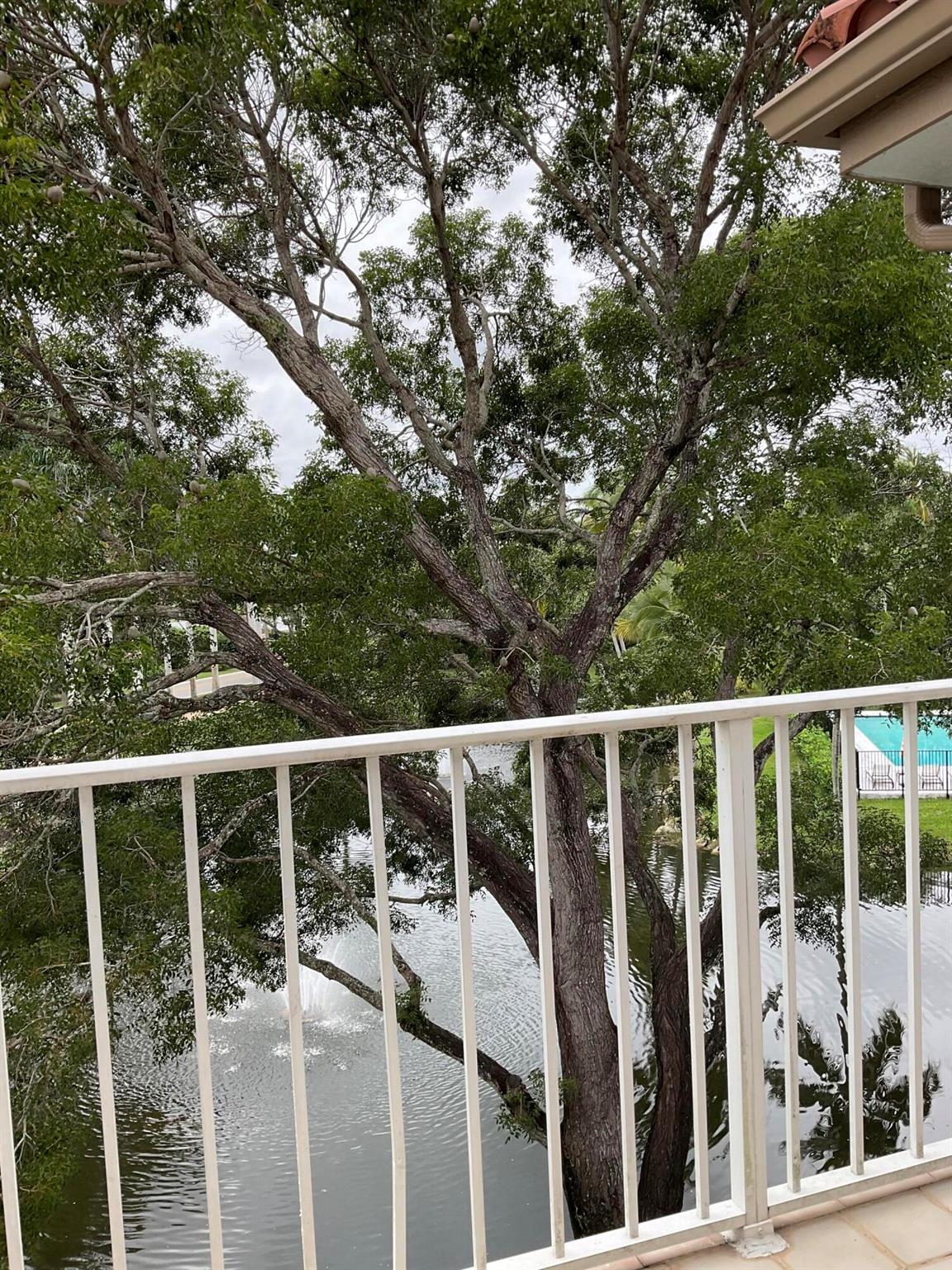 BOCA GROVE - Residential