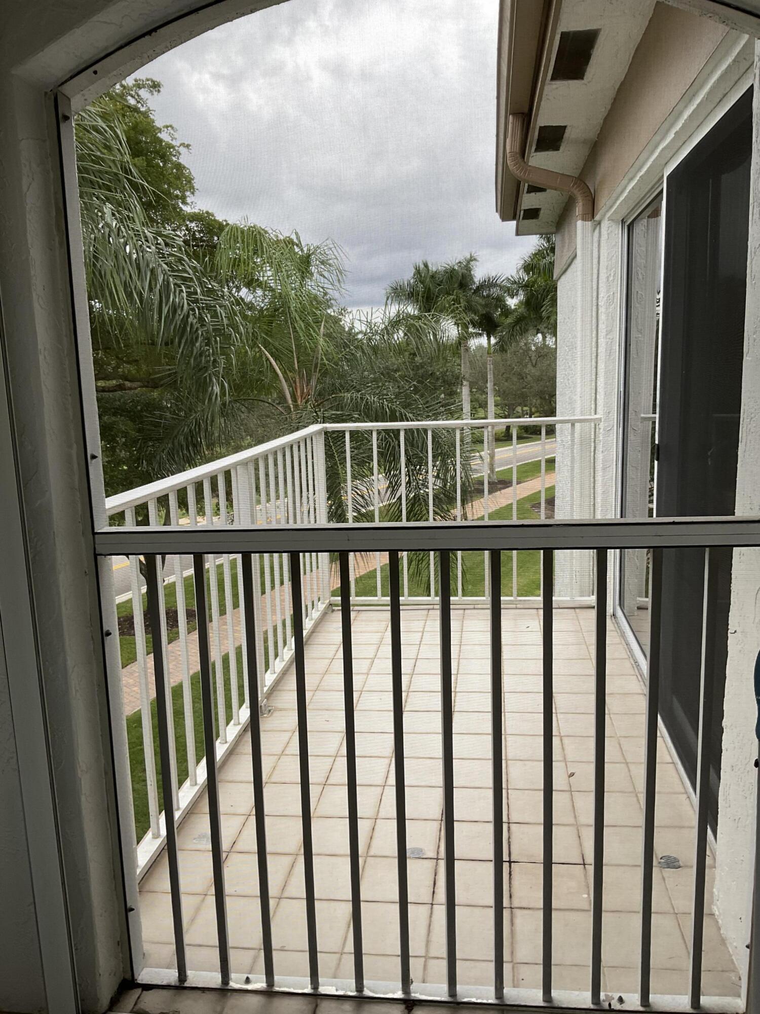 BOCA GROVE - Residential