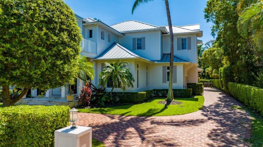 Photo of 5 Coconut Lane, Ocean Ridge, FL 33435 (MLS # R10948462)