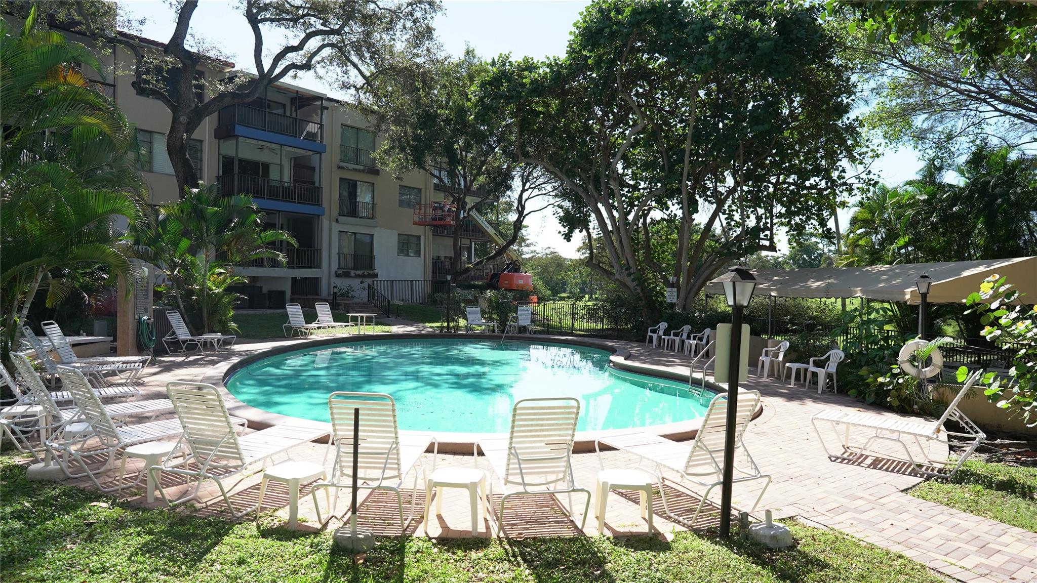 Falls of Inverrary - Residential