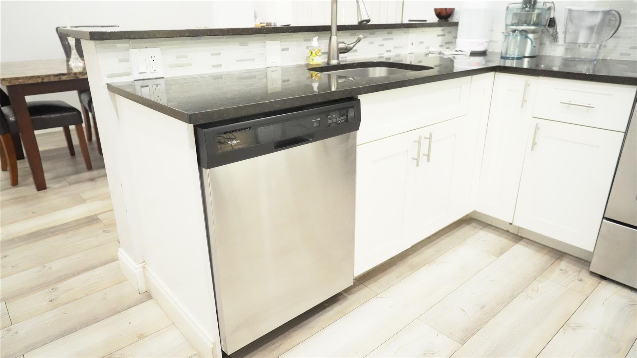 Falls of Inverrary - Residential