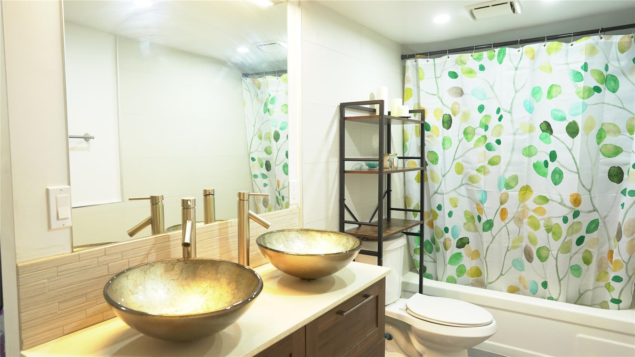 Falls of Inverrary - Residential