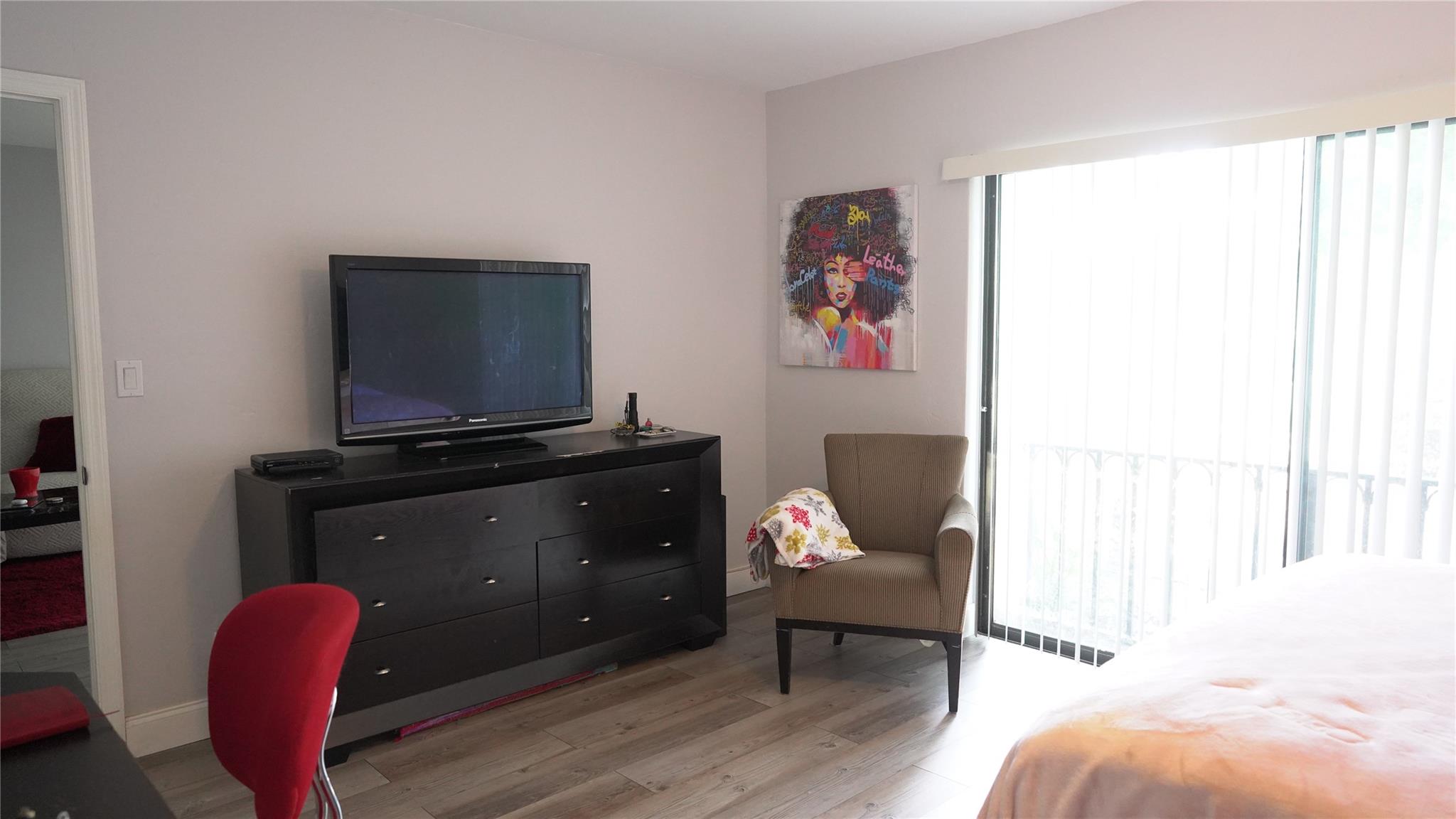 Falls of Inverrary - Residential